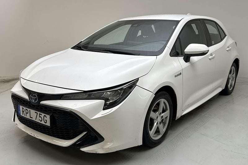 Vit Begagnad 2020 Toyota Corolla Active | 125 000 kr (Superpris) - Bild 1/4