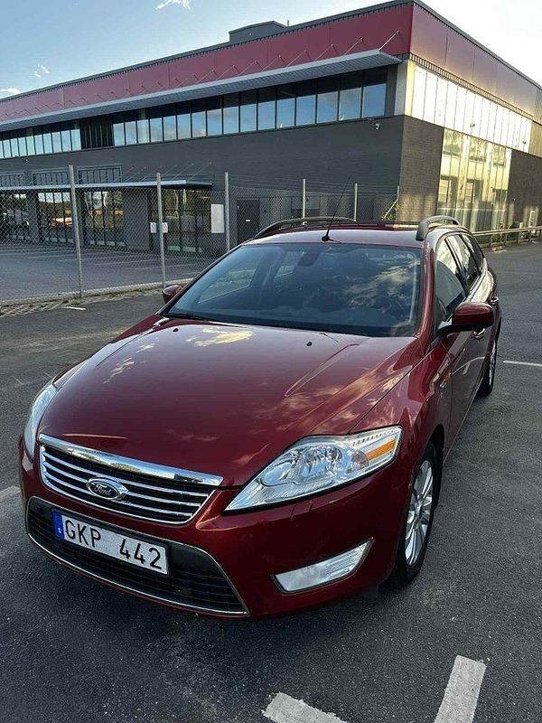Orange Begagnad 2008 Ford Mondeo Ghia Kombi | 49 000 kr (Marknadspris) - Bild 1/4