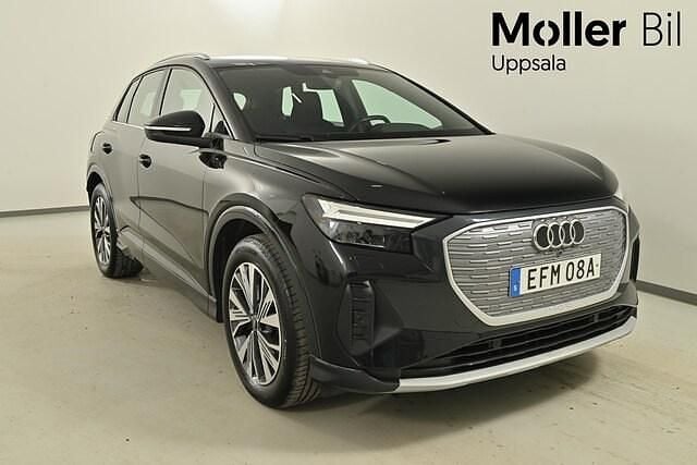 Begagnad Audi Q4 e-tron Proline 219 kW (299 HK) 2023 Mytsvart metallic SUV