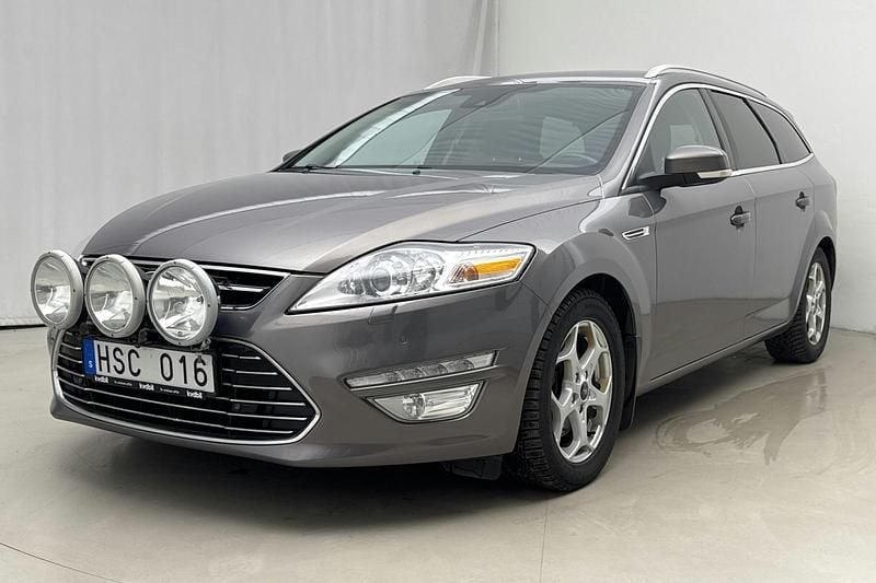Brun Begagnad 2014 Ford Mondeo Kombi | 66 000 kr (Bra pris) - Bild 1/4