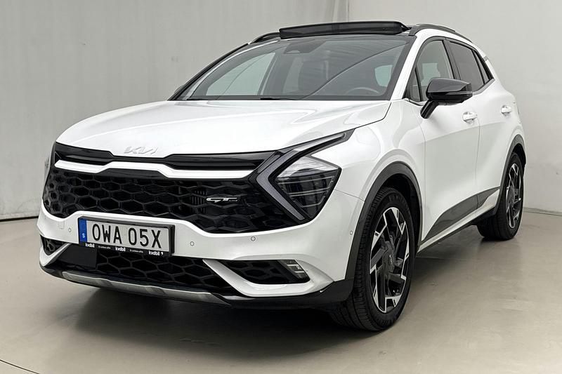 Vit Begagnad 2022 Kia Sportage GT-Line SUV | 345 000 kr - Bild 1/4