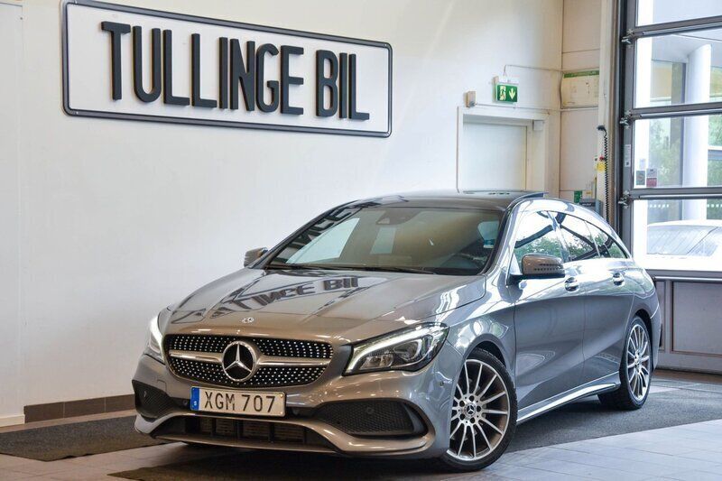 Mörkgrå Begagnad 2017 Mercedes CLA220 AMG Sedan | 219 900 kr - Bild 1/4