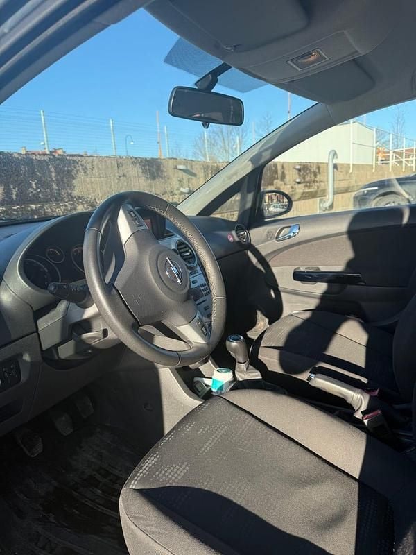 Begagnad Opel Corsa 85 HK (62 kW) 2012 Halvkombi