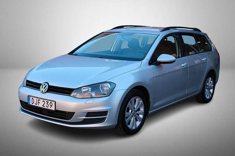 Silver Begagnad 2015 VW Golf VII Kombi | 114 900 kr (Marknadspris) - Bild 1/4