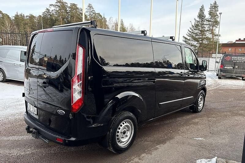 Begagnad Ford Transit Custom 131 HK (96 kW) 2022 Svart Sedan