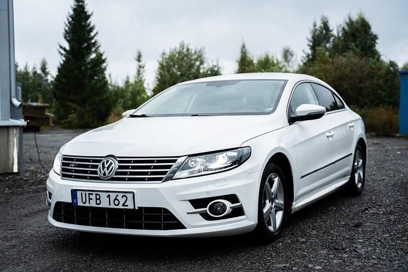 Vit Begagnad 2014 VW CC R-line Sedan | 124 900 kr (Lite dyr) - Bild 1/4