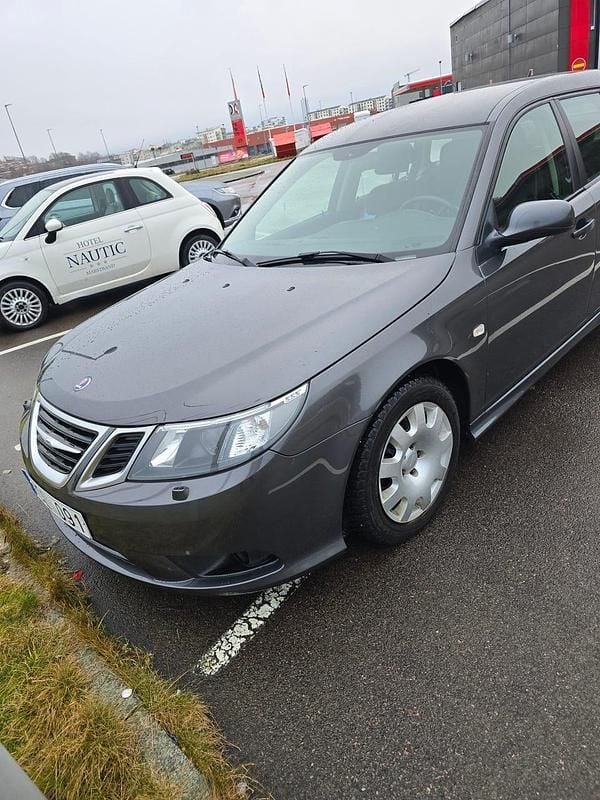 Begagnad 2011 Saab 9-3 Kombi | 110 000 kr (Dyr) - Bild 1/3