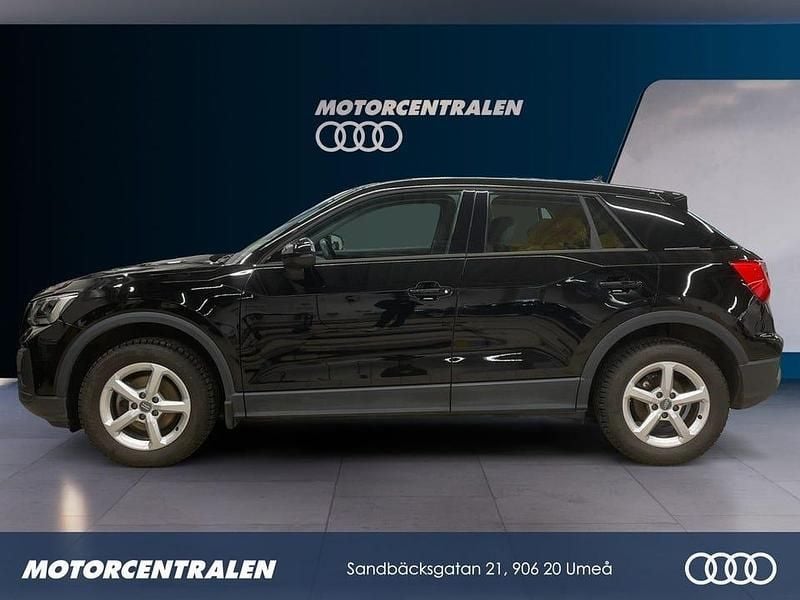 Begagnad Audi Q2 Proline 151 HK (111 kW) 2023 Svart SUV