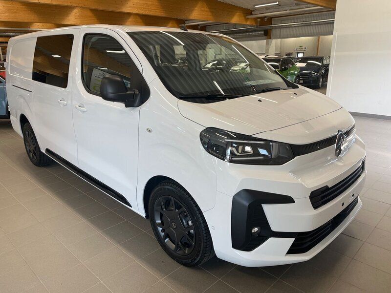 Vit Ny 2025 Citroën Jumpy Minibuss | 553 658 kr (Dyr) - Bild 1/4