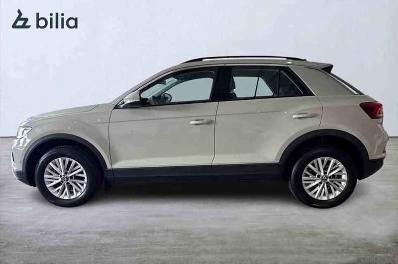 Grå Begagnad 2023 VW T-Roc SUV | 279 000 kr (Marknadspris) - Bild 1/1