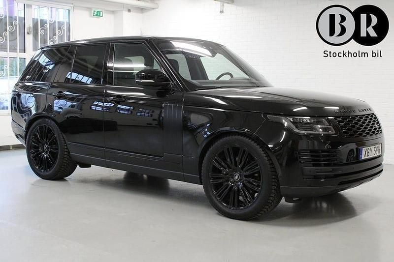 Begagnad Land Rover Range Rover Vogue 525 HK (386 kW) 2018 Svart SUV