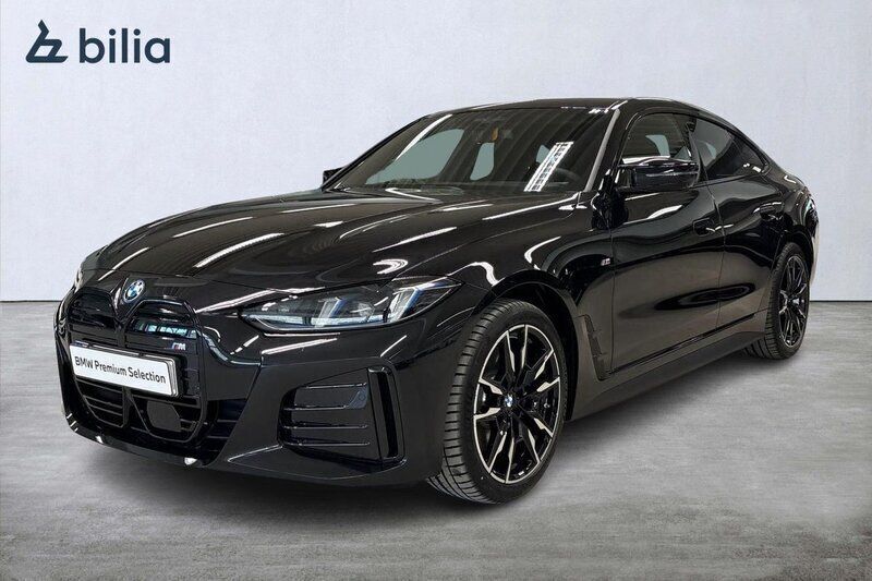 Svart Begagnad 2025 BMW i4 Comfort Edition Sedan | 729 900 kr (Dyr) - Bild 1/4
