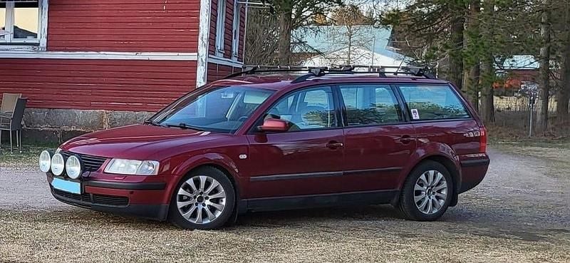 Begagnad 2000 VW Passat Kombi | 15 000 kr - Bild 1/1