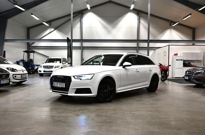 Vit Begagnad 2018 Audi A4 Comfort Kombi | 234 000 kr (Marknadspris) - Bild 1/4