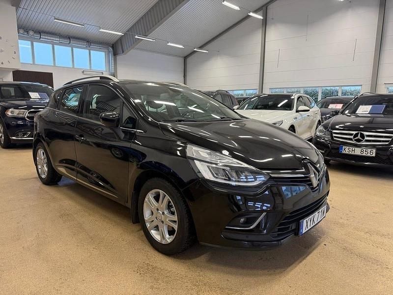 Begagnad Renault Clio IV Intens 91 HK (66 kW) 2019 Svart Kombi