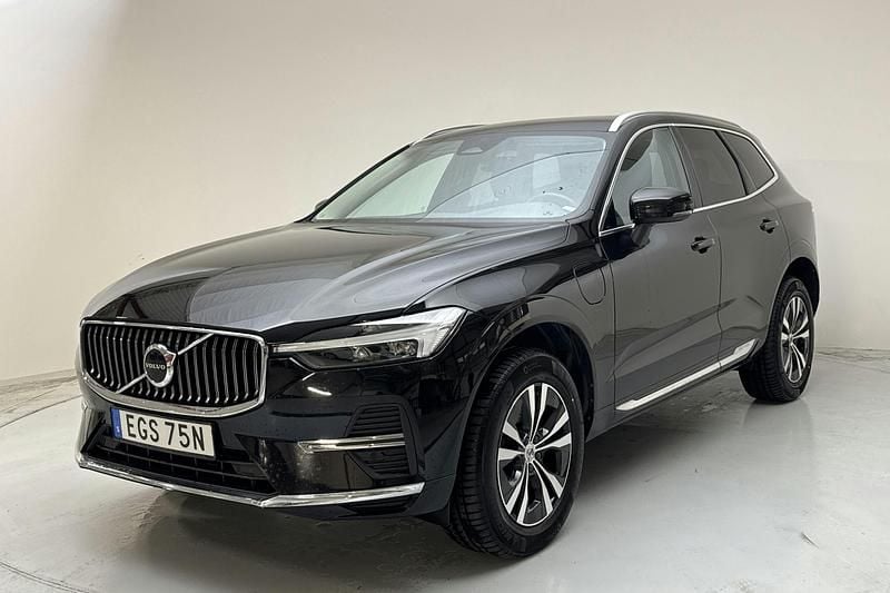 Svart Begagnad 2022 Volvo XC60 Inscription SUV | 369 000 kr (Superpris) - Bild 1/4