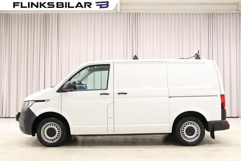 Vit Begagnad 2020 VW Transporter Van | 349 900 kr (Marknadspris) - Bild 1/4