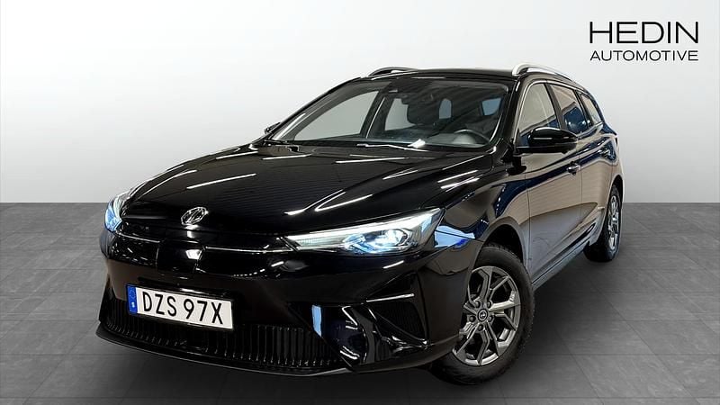 Begagnad MG MG5 EV Luxury 130 kW (177 HK) 2022 Svart Kombi