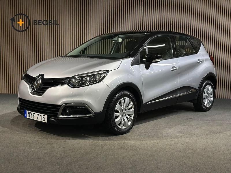 Flerfärgad Begagnad 2016 Renault Captur SUV | 109 100 kr (Marknadspris) - Bild 1/4