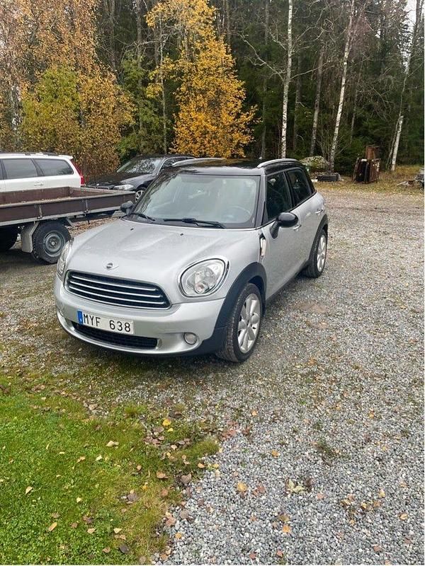 Begagnad 2013 Mini Cooper D Halvkombi | 50 000 kr (Superpris) - Bild 1/2