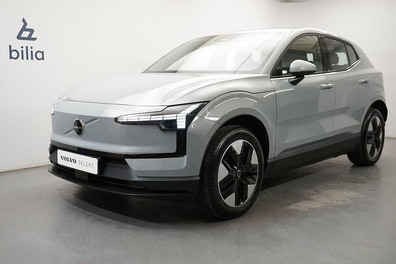Grå Begagnad 2024 Volvo EX30 Core SUV | 329 900 kr - Bild 1/3