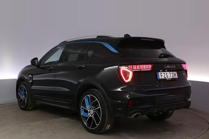 Begagnad Lynk & Co 01 192 HK (141 kW) 2022 Svart SUV