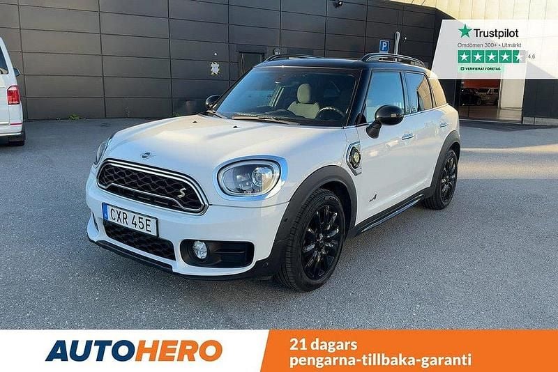 Vit Begagnad 2019 Mini Cooper Countryman SUV | 233 000 kr (Bra pris) - Bild 1/4