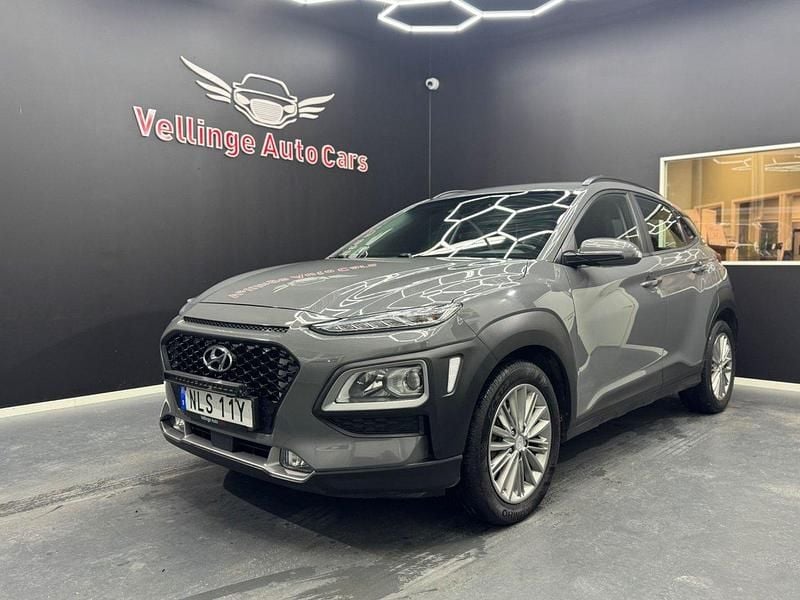 Grå Begagnad 2018 Hyundai Kona Trend SUV | 149 900 kr (Lite dyr) - Bild 1/4