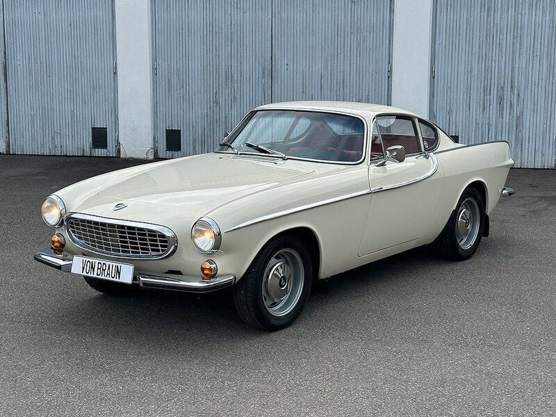 Vit Begagnad 1966 Volvo P1800 Sportkupé | 675 000 kr - Bild 1/4