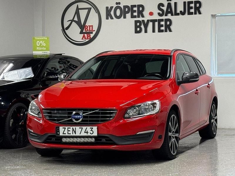 Röd Begagnad 2018 Volvo V60 Standard Kombi | 144 900 kr (Marknadspris) - Bild 1/4