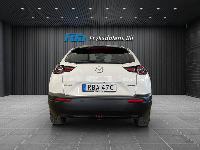Begagnad Mazda MX30 105 kW (143 HK) 2022 Vit SUV