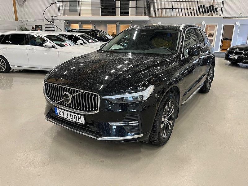 Svart Begagnad 2022 Volvo XC60 Momentum SUV | 409 000 kr (Marknadspris) - Bild 1/4