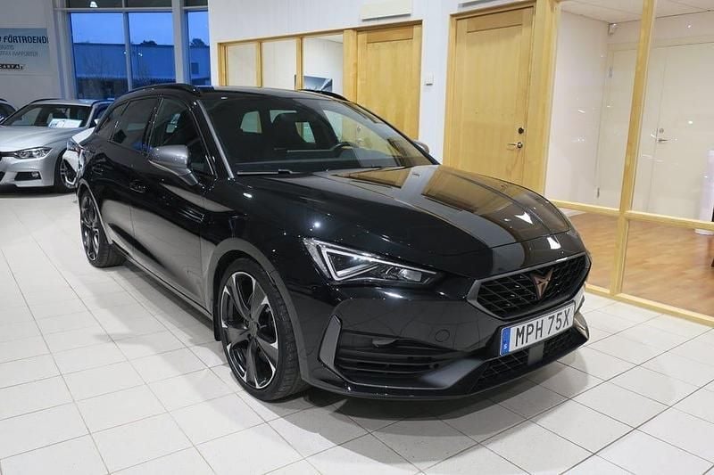 Begagnad Cupra Leon 310 HK (228 kW) 2023 Svart Kombi