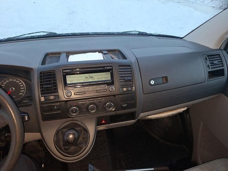 Begagnad VW T5 102 HK (75 kW) 2011 Van