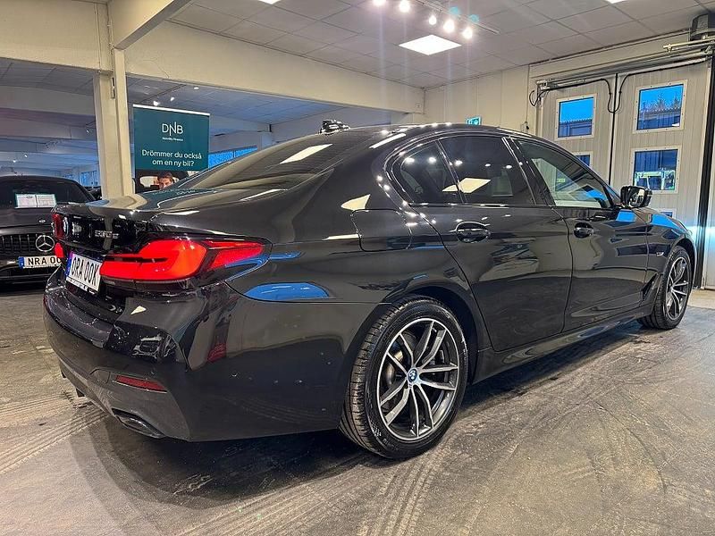 Begagnad BMW 530e M Sport 184 HK (135 kW) 2022 Svart Sedan