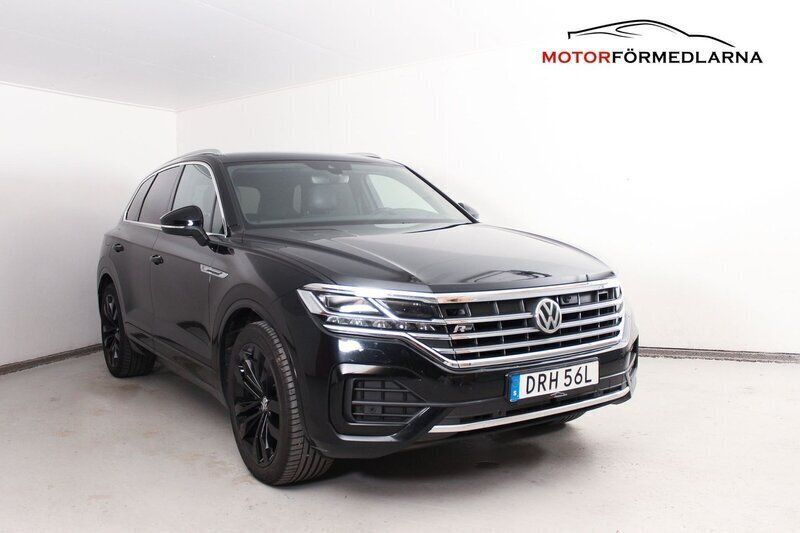 Svart Begagnad 2020 VW Touareg Executive SUV | 459 000 kr (Marknadspris) - Bild 1/1