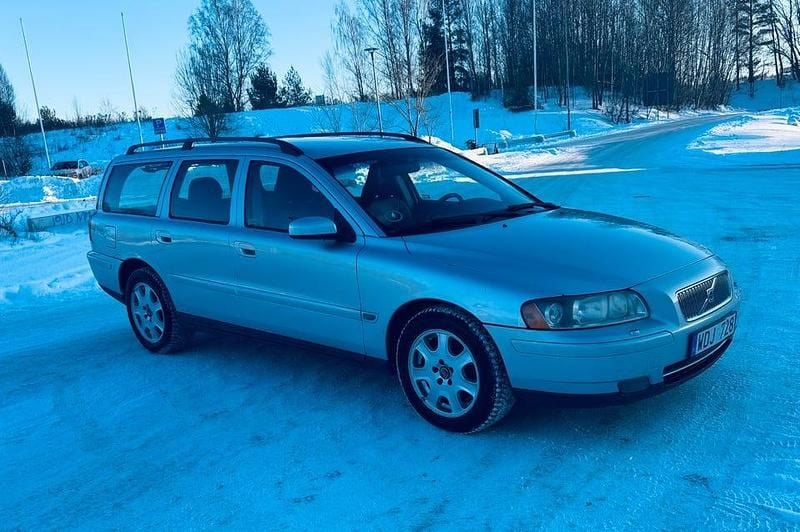 Begagnad Volvo V70 250 HK (183 kW) 2001 Kombi