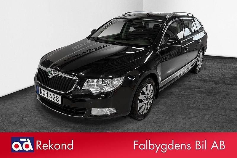 Begagnad Skoda Superb Ambition 140 HK (102 kW) 2012 Svart Kombi