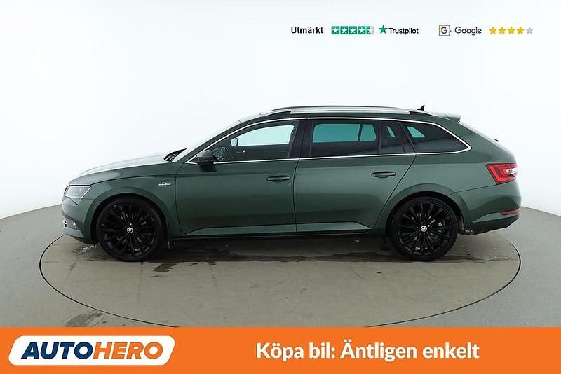 Begagnad Skoda Superb LAURIN & KLEMENT 182 HK (133 kW) 2018 Grön Kombi