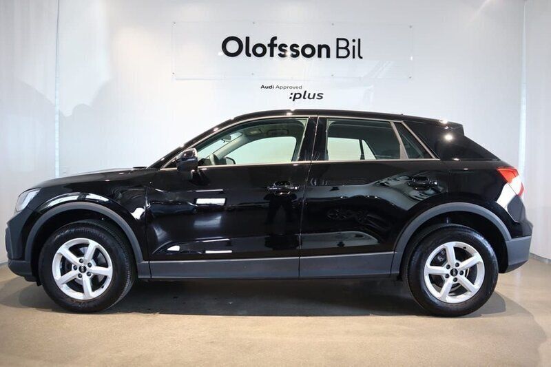 Svart Begagnad 2022 Audi Q2 Proline SUV | 234 900 kr (Bra pris) - Bild 1/3
