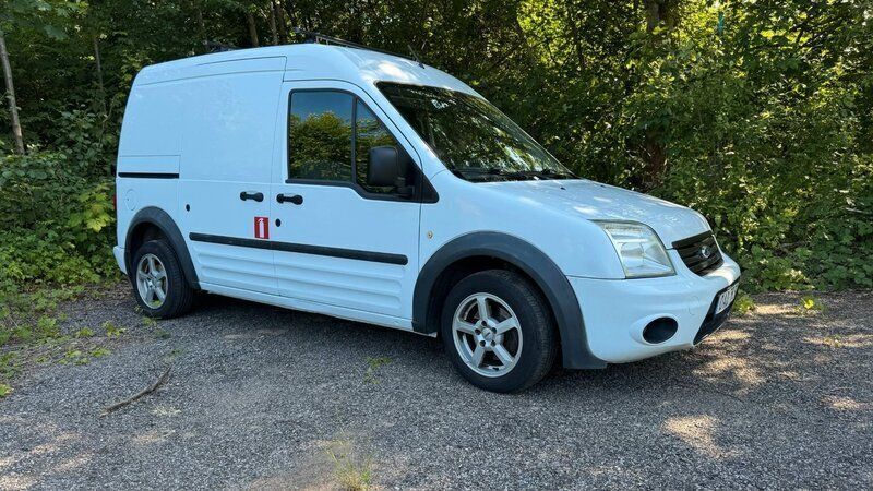 Vit Begagnad 2011 Ford Transit Van | 25 000 kr (Bra pris) - Bild 1/4