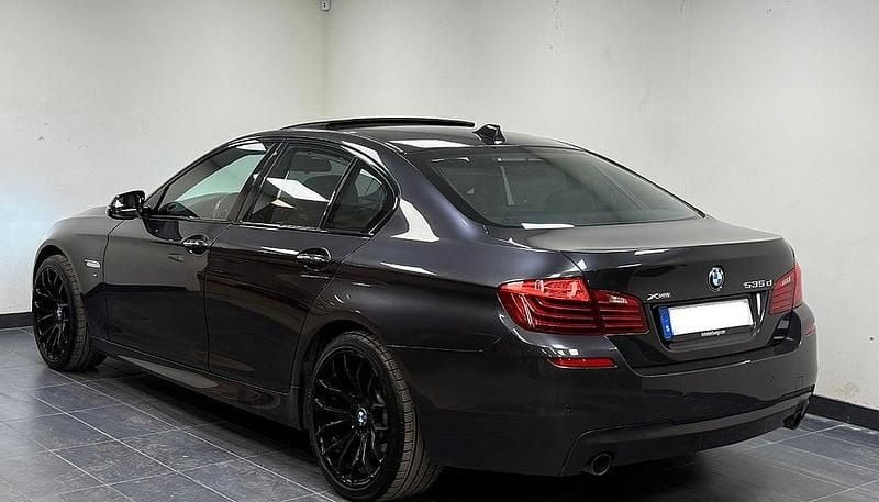 Begagnad BMW 535 M Sport 313 HK (230 kW) 2015 Mörkgrå Sedan