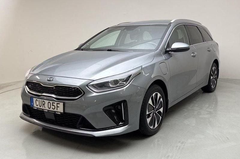 Grå Begagnad 2021 Kia Ceed Sportswagon Kombi | 164 900 kr (Superpris) - Bild 1/2