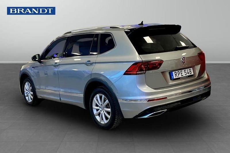 Begagnad VW Tiguan Allspace R-line 192 HK (141 kW) 2020 Silver SUV