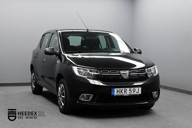 Svart Begagnad 2020 Dacia Sandero Halvkombi | 94 900 kr (Bra pris) - Bild 1/4