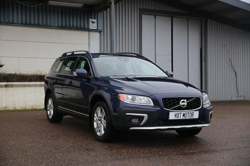 Blå Begagnad 2014 Volvo XC70 Business Edition Kombi | 169 000 kr (Marknadspris) - Bild 1/4