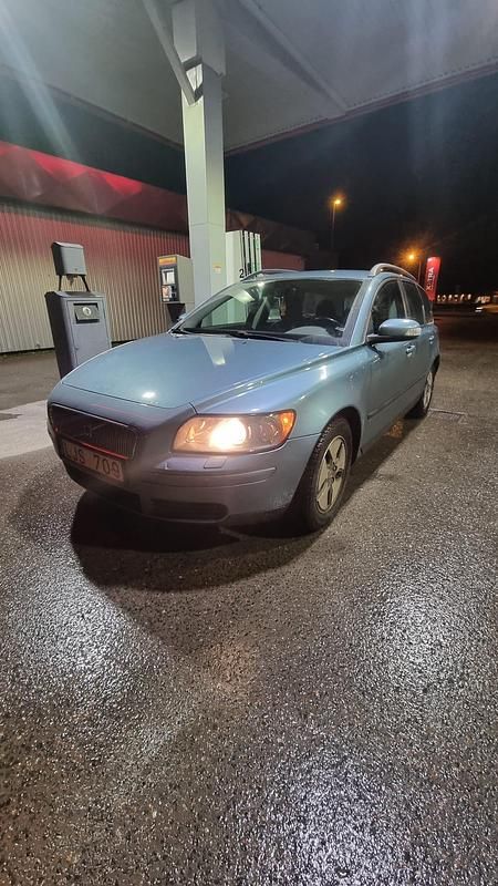 Begagnad 2007 Volvo V50 Kombi | 16 000 kr (Superpris) - Bild 1/4