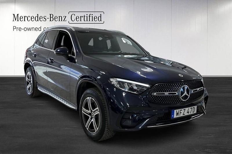 Begagnad Mercedes GLC300 333 HK (244 kW) 2024 Blå SUV