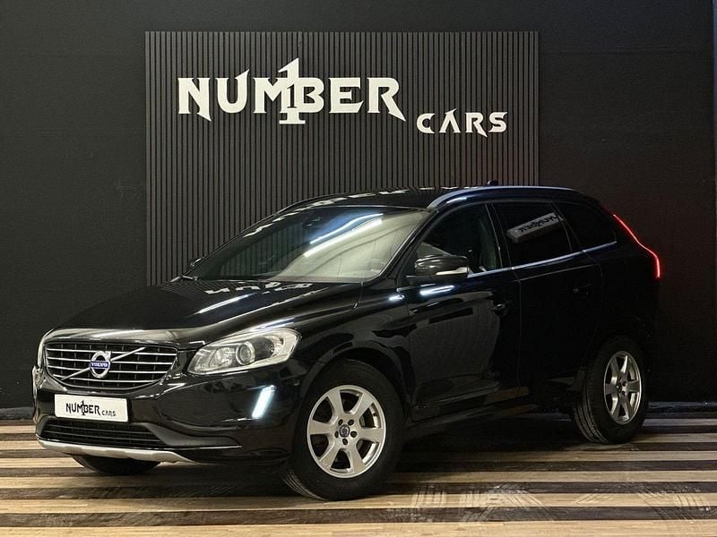 Svart Begagnad 2015 Volvo XC60 Momentum SUV | 109 900 kr (Marknadspris) - Bild 1/4