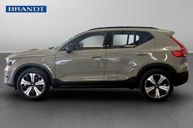 Begagnad Volvo XC40 210 HK (154 kW) 2023 Grön SUV